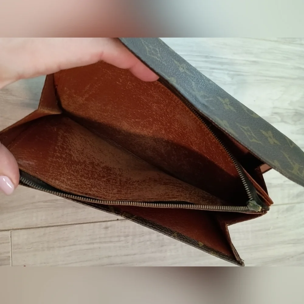 AuthLOUIS VUITTON Vintage Monogram Porte Billet Wallet